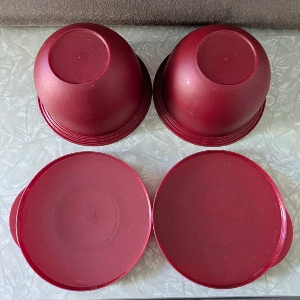 Tupperware 550ml Snack Cup Bowls with Lids Set of 2 Burgundy Red 3621B-5